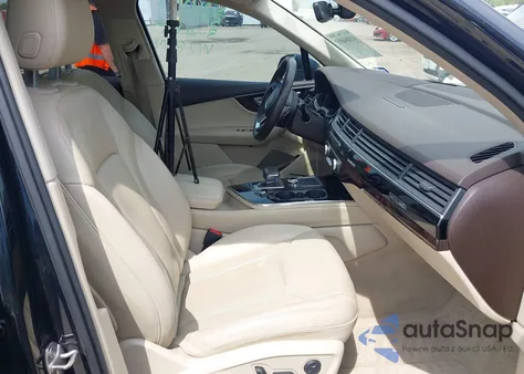 2017 Audi Q7 3.0T Premium z USA, uszkodzony, nr VIN WA1VAAF7XHD032708